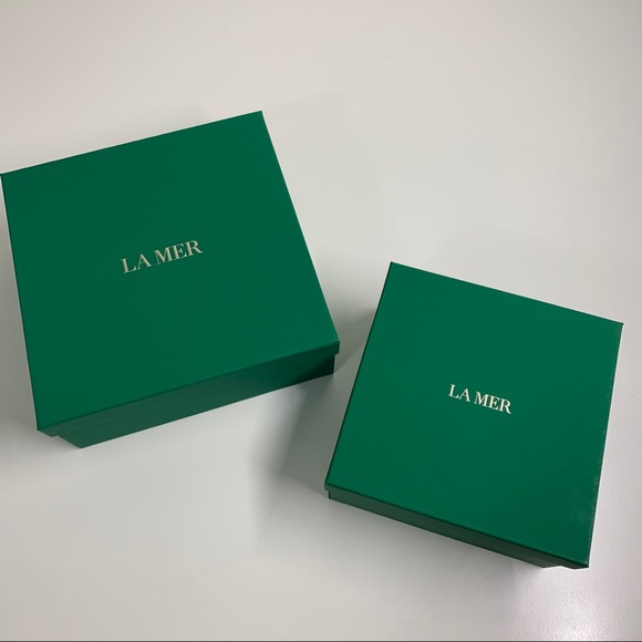 Beauty & Skincare Trunk Set - Picture 10 of 11